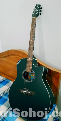 Guitar yemaha (CM2)